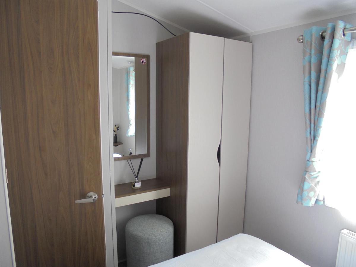 Kingfisher : Seasons:- 8 Berth, Central Heated, Close To Site Shop Ingoldmells Eksteriør bilde